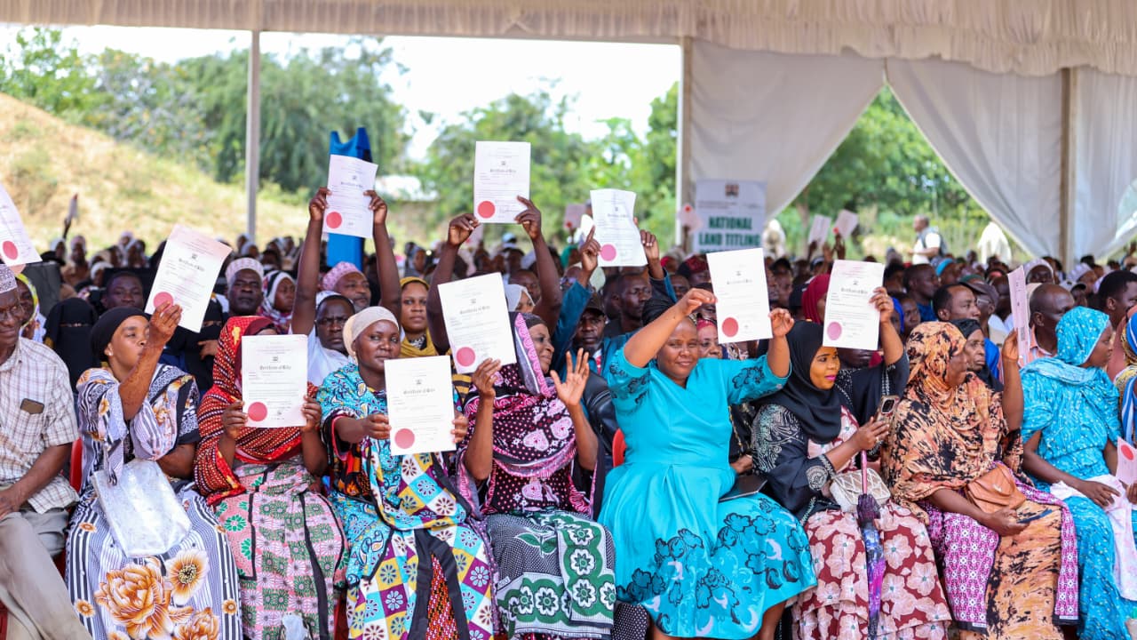 President Ruto Delivers on Coast Land Promise as 26,000 Title Deeds Issued to Lunga Lunga Residents